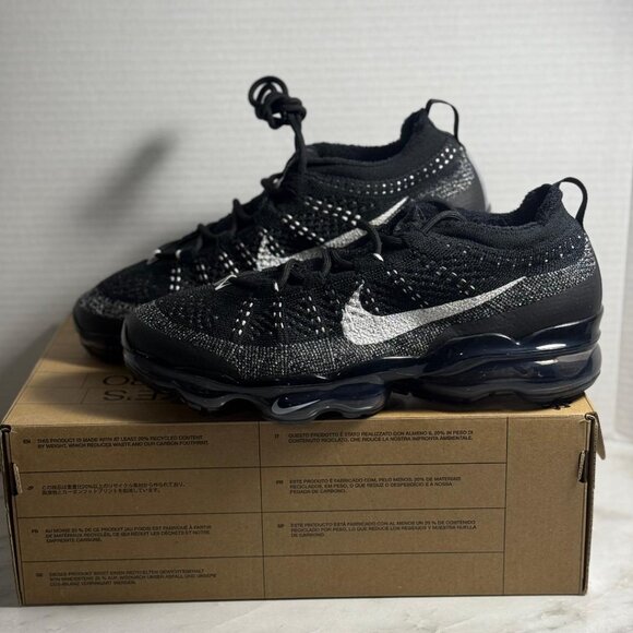 Nike Air VaporMax 2023 Flyknit Oreo Size 8.5 - | NWB - Picture 5 of 10